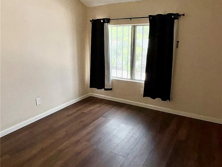 16650 Terrace Ln — Photo 12