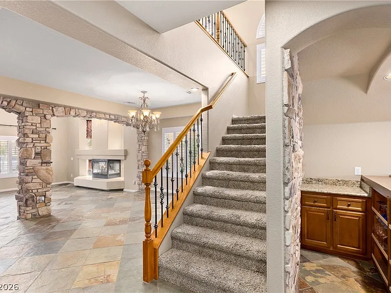 8461 Moondance Cellars Ct — Photo 10