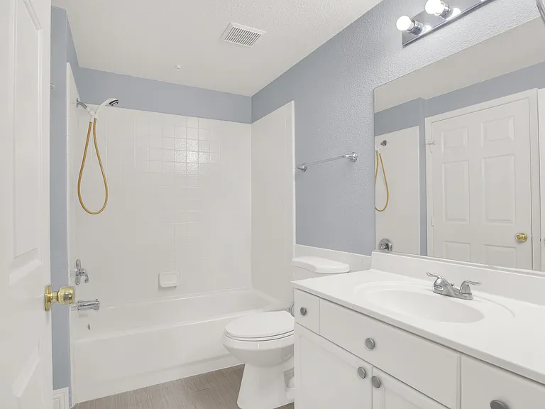 #Guardian Realty 401 Pine Haven St #102, Las Vegas Condo Rental guest bath_06232025