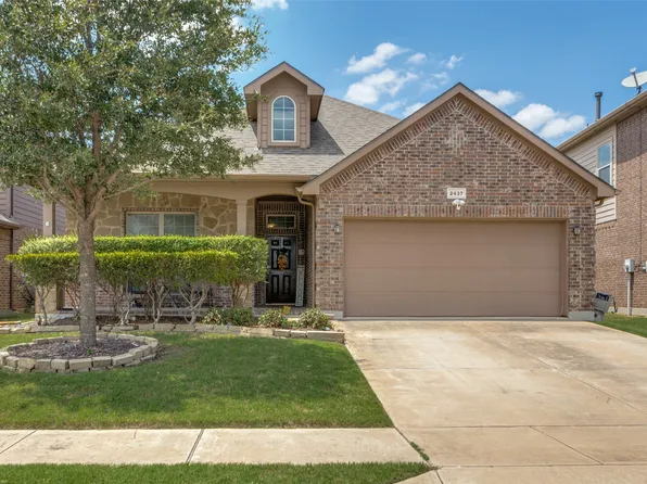 2437 Half Moon Bay Ln, Fort Worth, TX 76177
