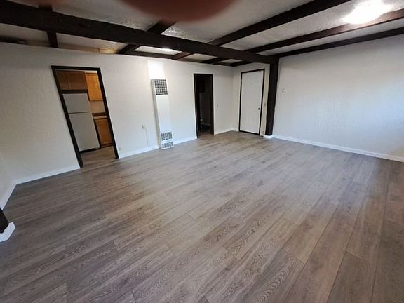 2nd image of 1427 May Ave #2