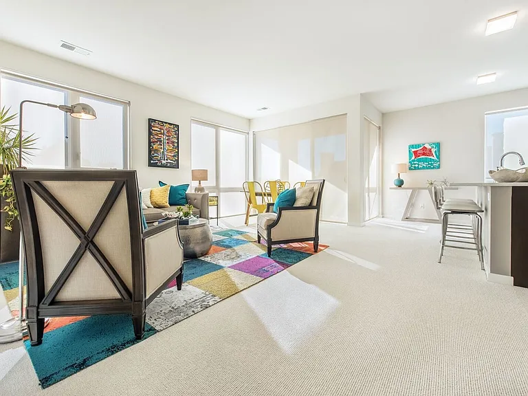 Echelon Apartments at Innovation Campus — Photo 8