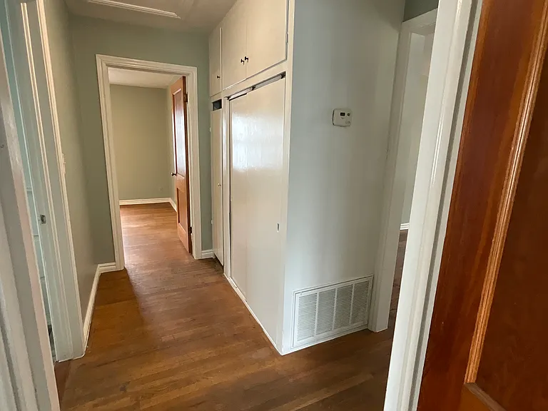 316 SW 46th St — Photo 5