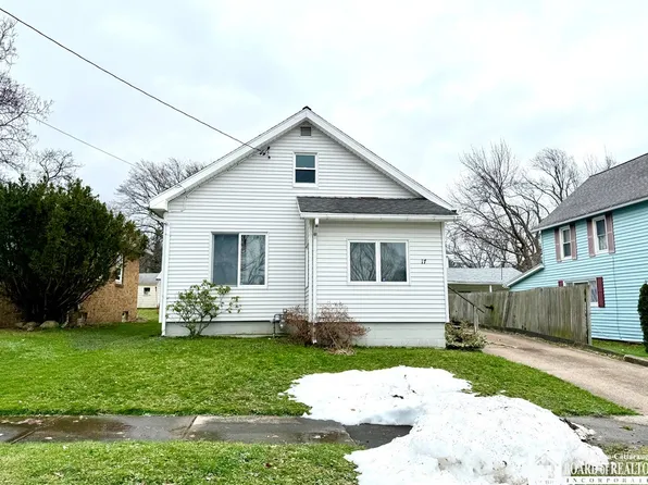17 E Benton St, Dunkirk, NY 14048