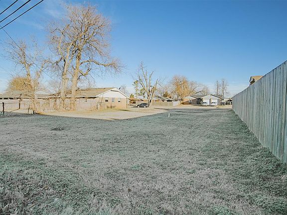 5th image of 132 SW 16th St Lot 9