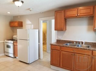 1175 Newport Ave REAR 3, Pawtucket, RI 02861