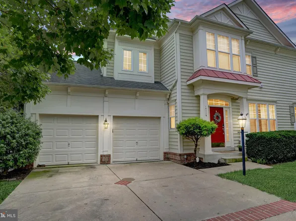 10119 Orland Stone Dr, Bristow, VA 20136