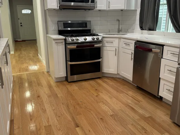 641 East 4th Street image 1 of 3