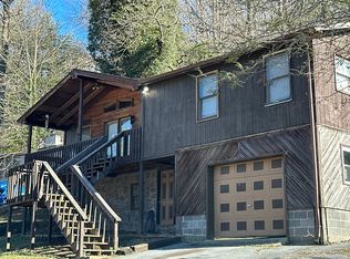 1111 Berry Rd, Elizabethton, TN 37643