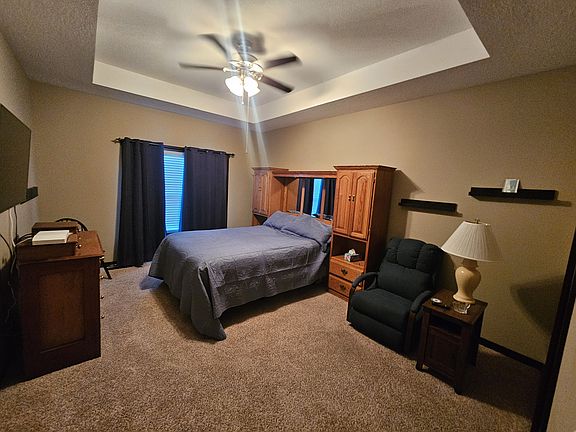 4th image of 519 Majestic Oak Ct