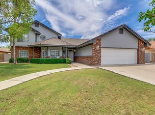 517 E Harwell Rd, Gilbert, AZ 85234