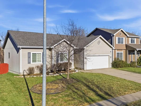 15062 Redman Ave, Omaha, NE 68116