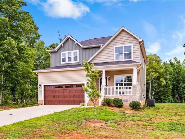 6511 Rogers Farm Rd, Pleasant Garden, NC 27313
