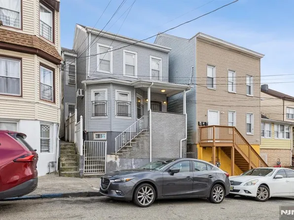 32 N 6th St, Paterson, NJ 07522