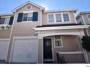 2048 Easton Dr, Petaluma, CA