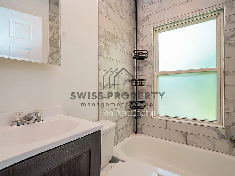 950 McAllister Ave — Photo 12