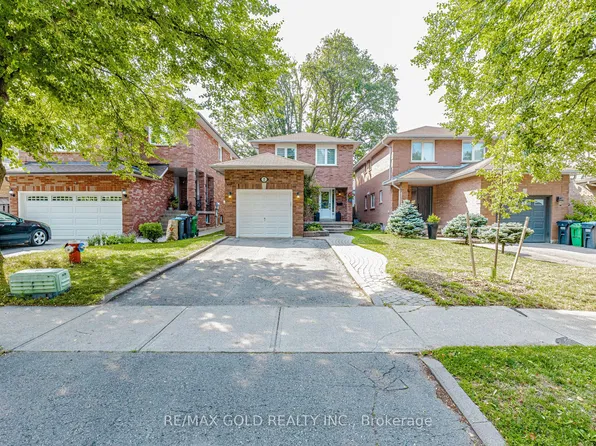 7 Clipstone Ct, Brampton, ON L6X 4J4