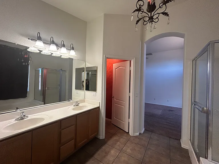 3861 E Redfield Ct — Photo 28