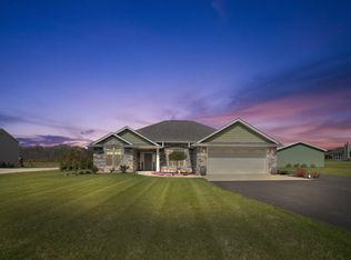 5790 Hayesville Rd, Circleville, OH 43113