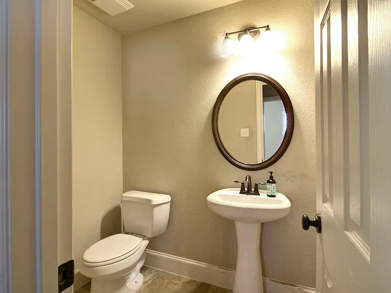 12349 Bethel Dr — Photo 6