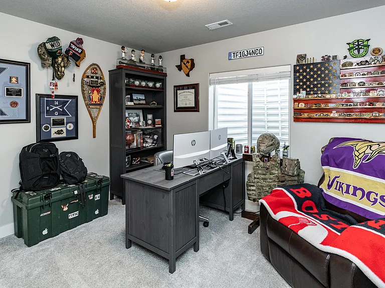 7877 Buffalo Horn Dr — Photo 22