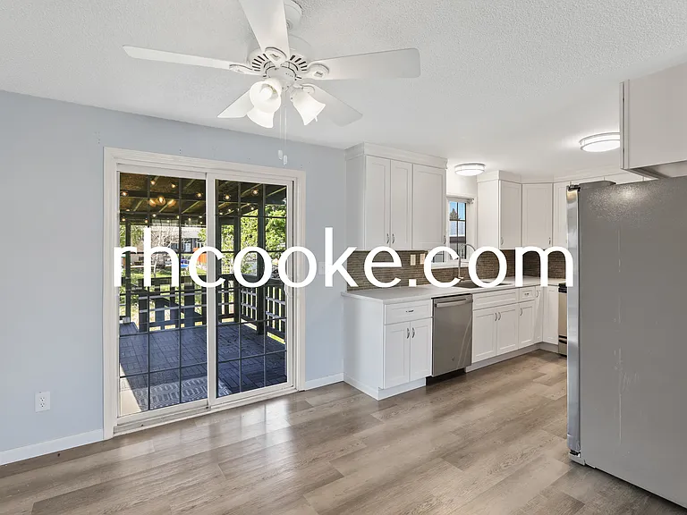 3619 N Thor St — Photo 6