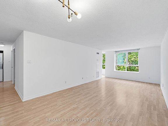 5th image of 1485 Lakeshore Rd E #409