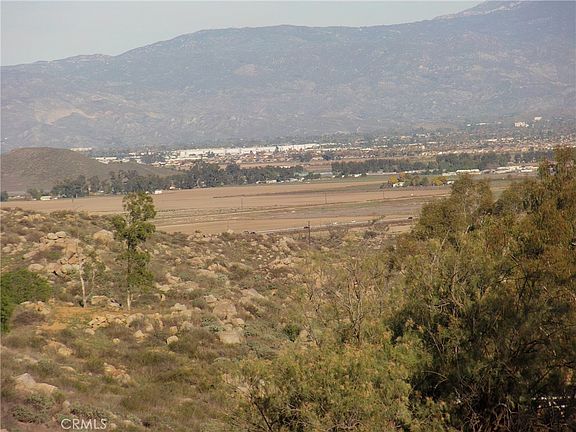 3rd image of 32595 Newport Rd