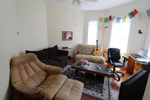 8 Beech St #4 Photo 1