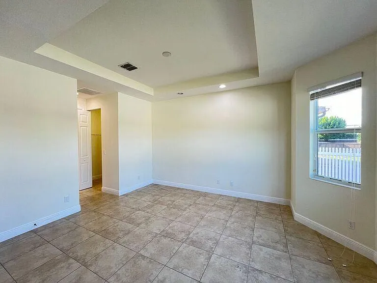 11948 SW Crestwood Cir — Photo 24
