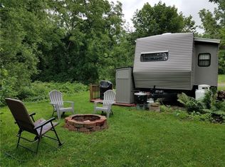 1304 Lake Rd #T20, Webster, NY 14580