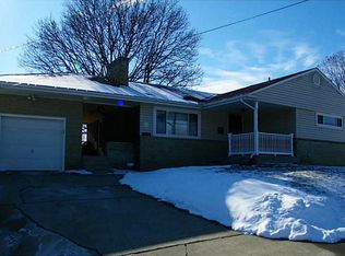 1624 Edgewood Ave, Coraopolis, PA 15108
