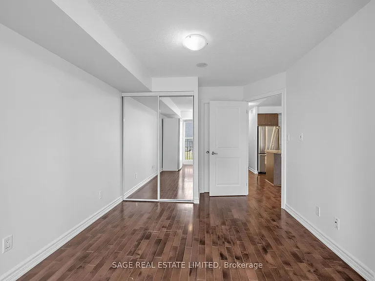 308 Palmerston Ave #315 — Photo 23