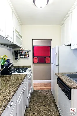 Sold by Wohlfarth & Associates Inc | media 2