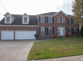 4228 Huntington Ridge Cir, Newburgh, IN 47630