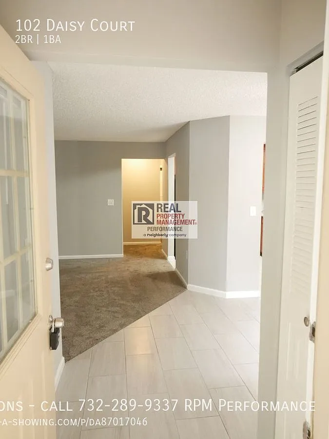 60 Acres Reserve Condominium - 2 BR 1 BA Washer/Dryer — Photo 3