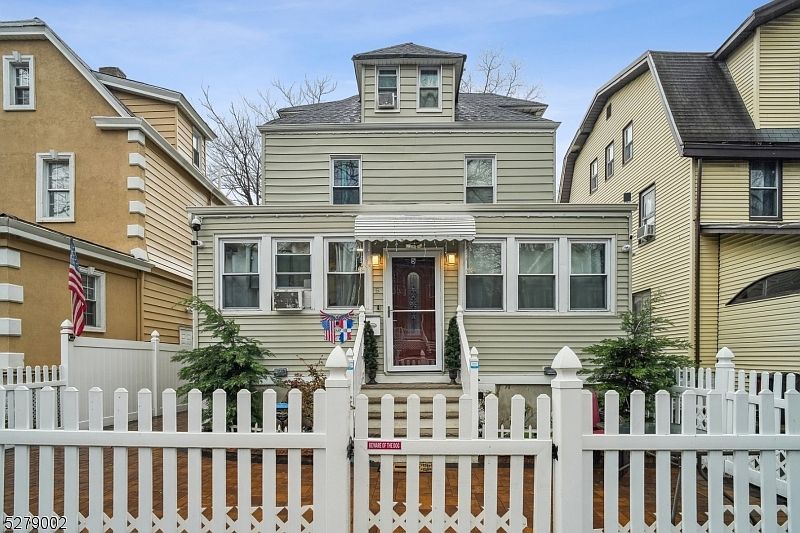 1st image of 5 Davis Ave