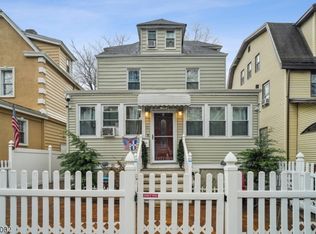 5 Davis Ave, East Orange, NJ 07017