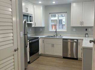 1220 Mills St #2M, Menlo Park, CA 94025
