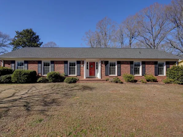 703 Meadowbrook Dr, Spartanburg, SC 29307