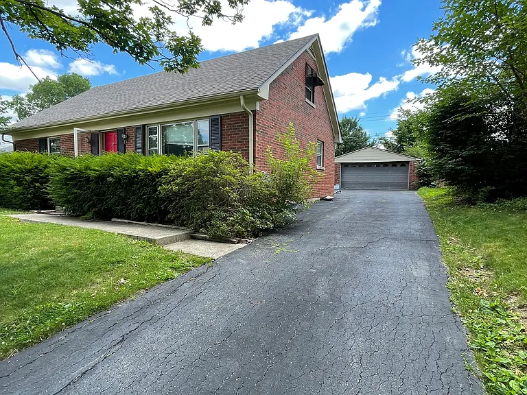 3852 Walhampton Dr — Photo 7