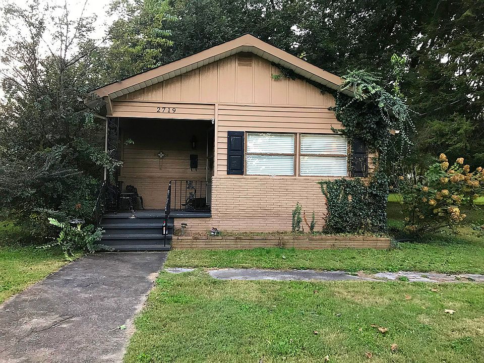 1st image of 2719 Oswald St