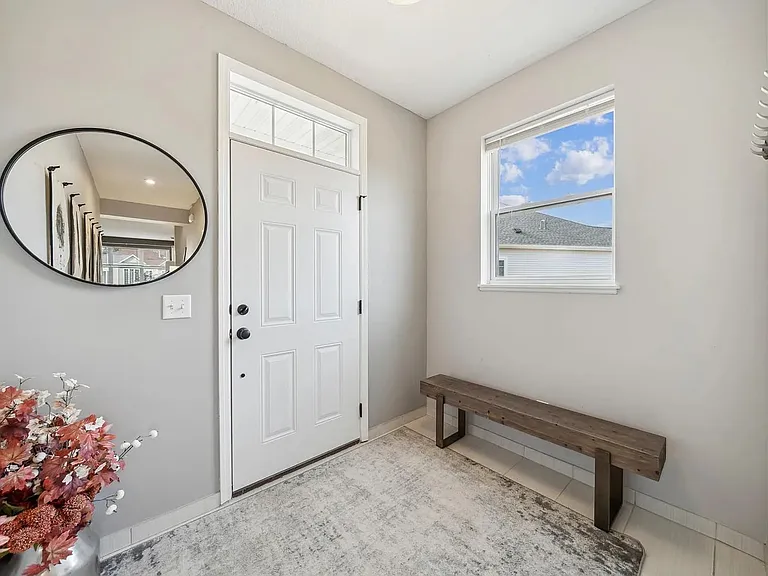 1859 Hinsdale Cir — Photo 8