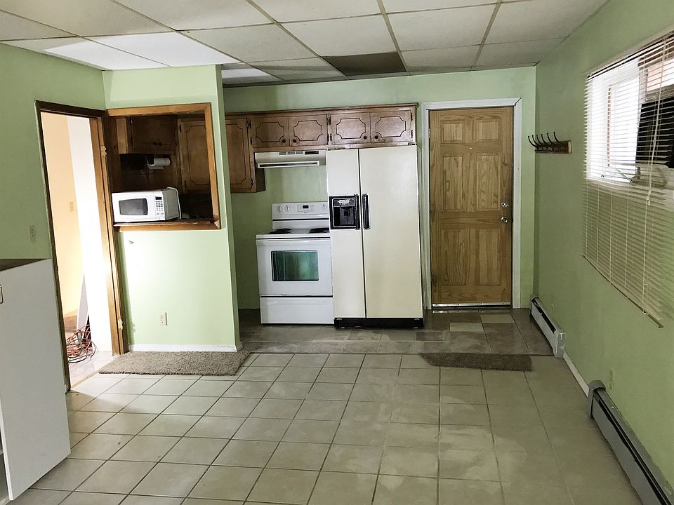 1st image of 3764 E Pulaski Ave