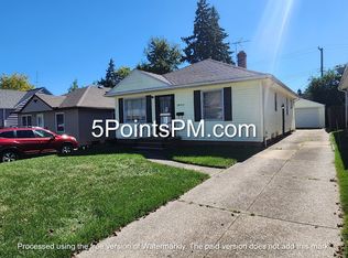 18312 Hazelwood Ave, Maple Heights, OH 44137