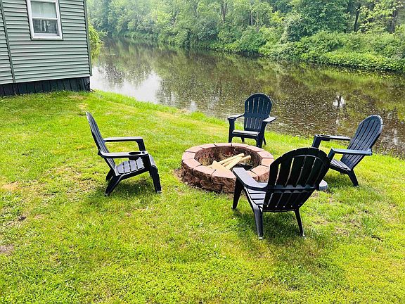 2nd image of 49 McCuin Rd