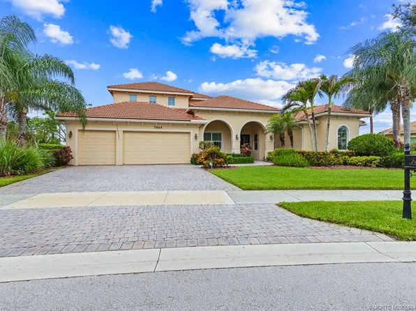 7664 SE Belle Maison Dr, Stuart, FL 34997