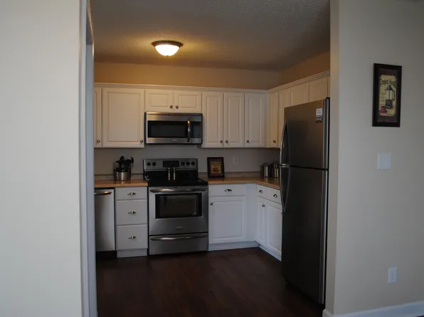 52 Pirates Cove Dr, Swansboro, NC 28584