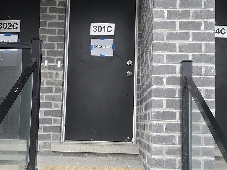 16 Melbourne Ave #301C — Photo 5