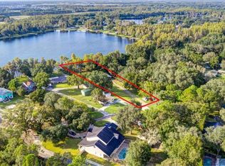 1426 Williams Rd, Lutz, FL 33558